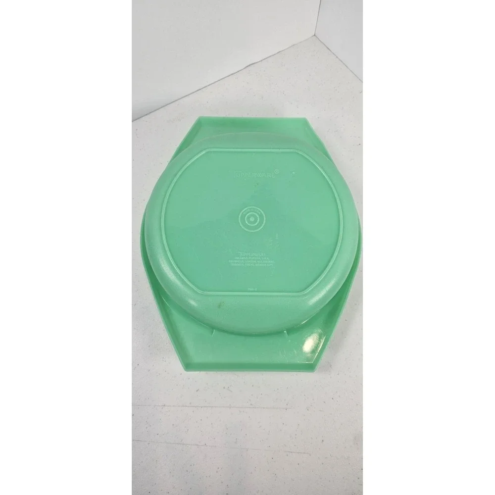 VTG Tupperware 2-Piece Green/Jade Plastic Grater/Slicer Bowl 786-9 Made‎ in USA